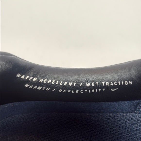 Nike Zoom Winflo 8 Shield Running Trainers Dc3730 Black Iron Grey Size 9.5 - Picture 12 of 13